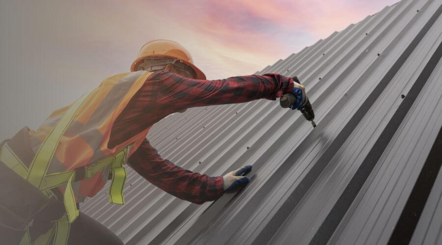 Professional gutter cleaning in Herndon, PA